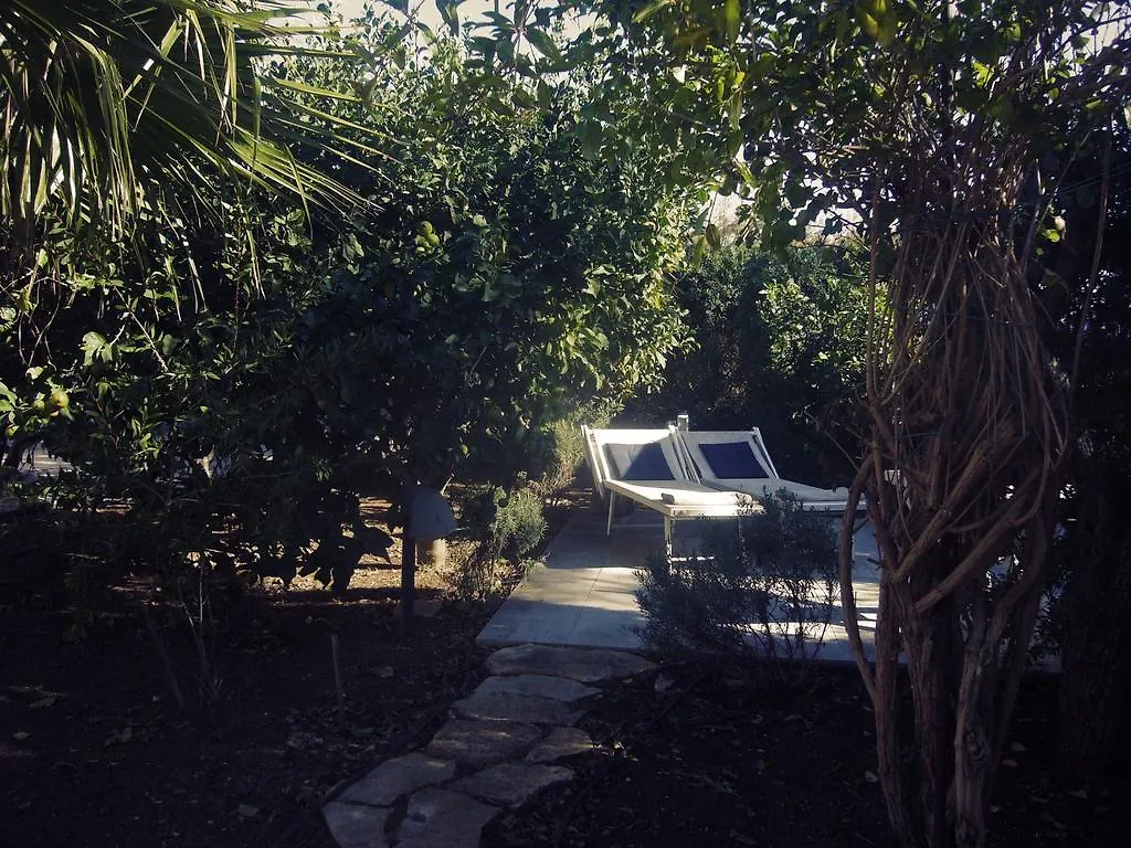 Buena Vista - Country Villa - Free Wifi, Outdoor Shower Valderice 0*,  İtalya